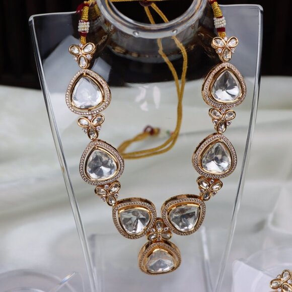 Royal Kundan Necklace & Earrings Set, JP30 - Picture 10 of 11